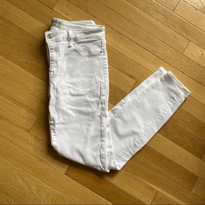 LAST CHANCE Abercrombie and Fitch Low Rise White Super Skinny Jeans